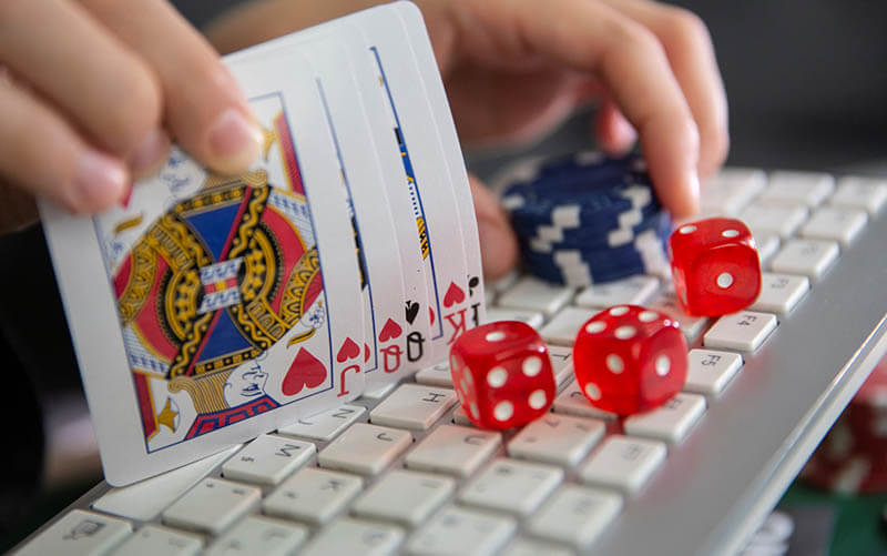 trách nhiệm cờ bạc là gì